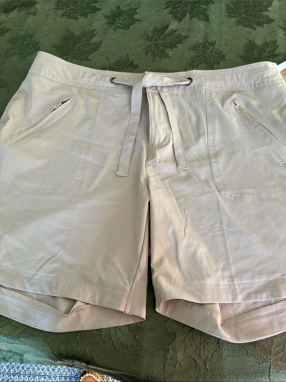 Free Country Light Beige Drawstring Athletic Shorts